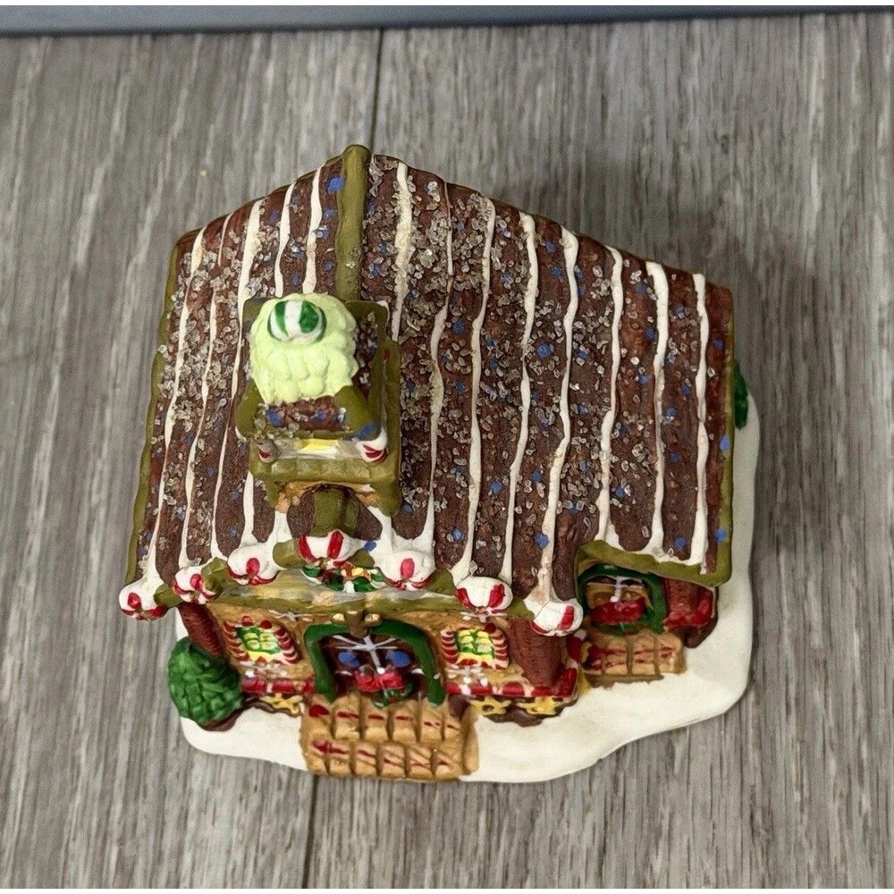 Ginger Frost Lane 2005 Christmas House Church Porcelain Ceramic 5” Tall - Picture 5 of 16